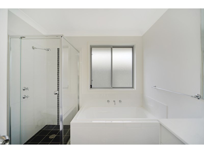 9 Bayview Avenue, Haywards Bay NSW 2530