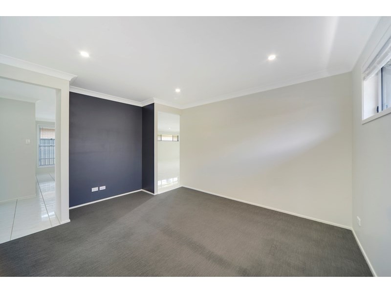 9 Bayview Avenue, Haywards Bay NSW 2530