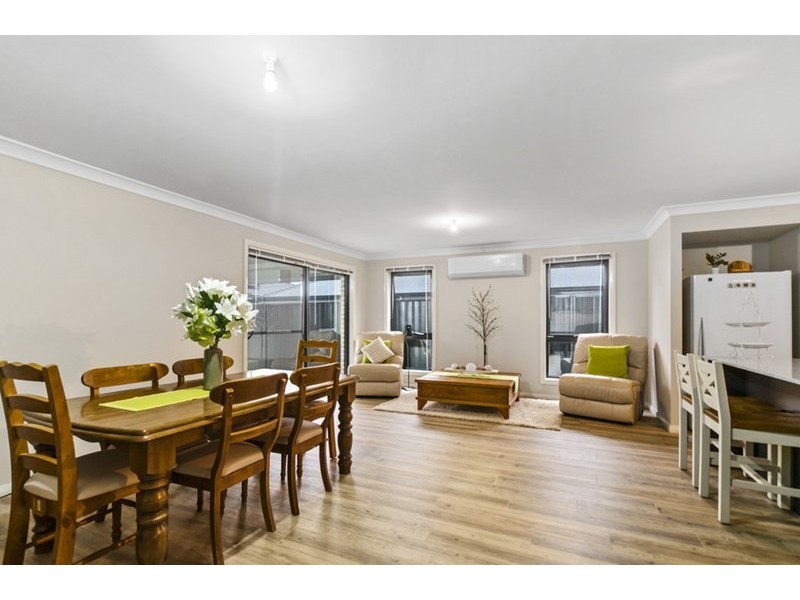 13 Wholahan Street, Horsley NSW 2530