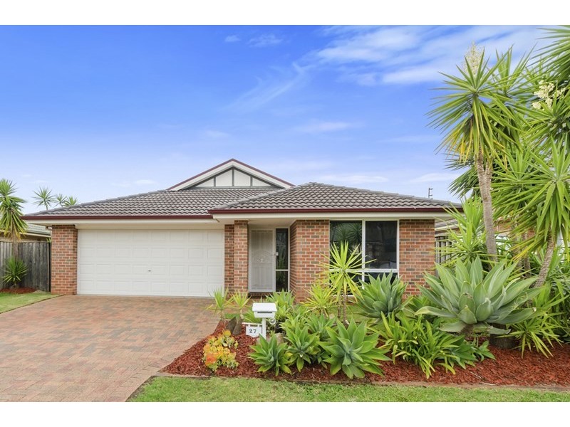 27 Karara Avenue, Horsley NSW 2530