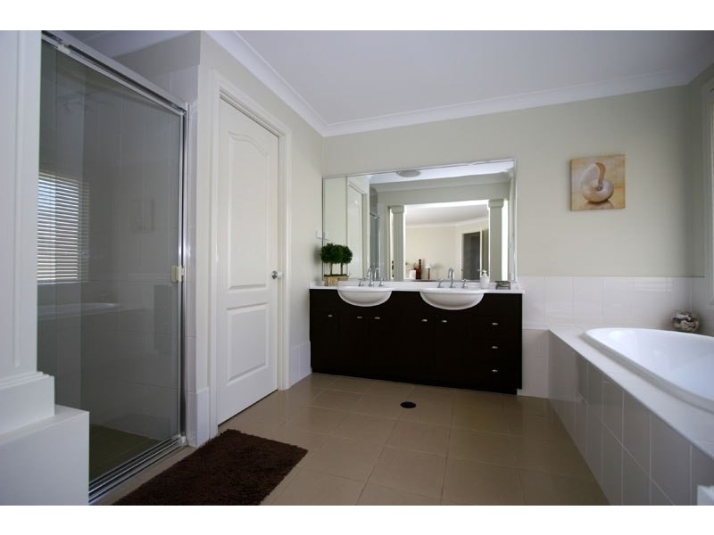 43 Murra Murra Road, Kanahooka NSW 2530