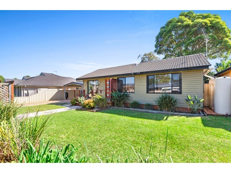 1 Black Street, Albion Park Rail NSW 2527