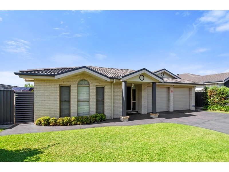 1 Penterong Way, Haywards Bay NSW 2530