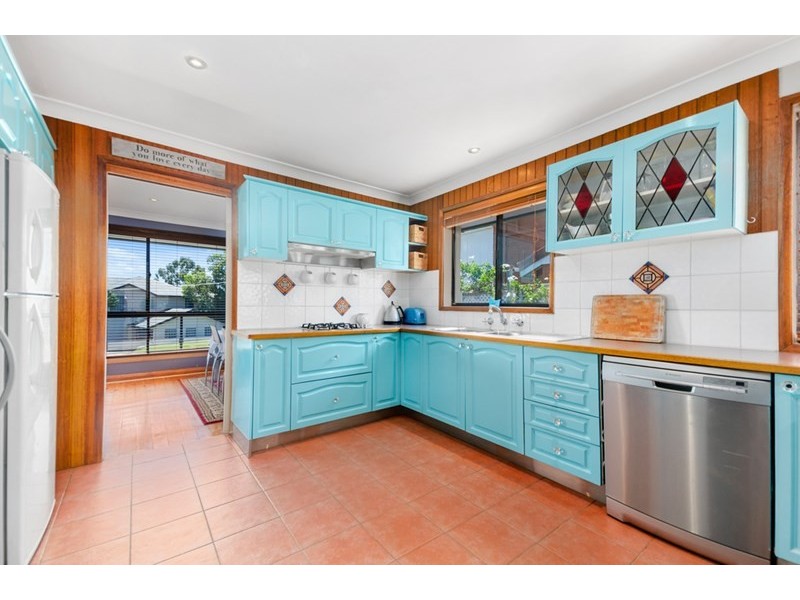 39 Edgeworth Avenue, Kanahooka NSW 2530