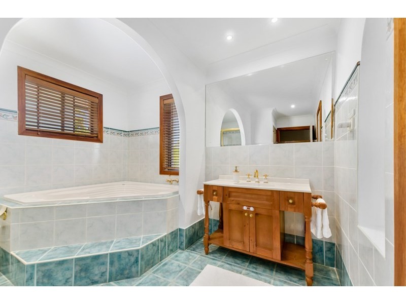 39 Edgeworth Avenue, Kanahooka NSW 2530