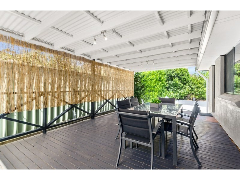 39 Edgeworth Avenue, Kanahooka NSW 2530