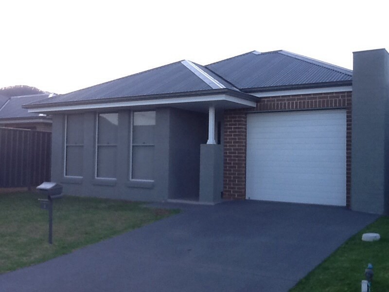 3 Hobbs Street, Horsley NSW 2530