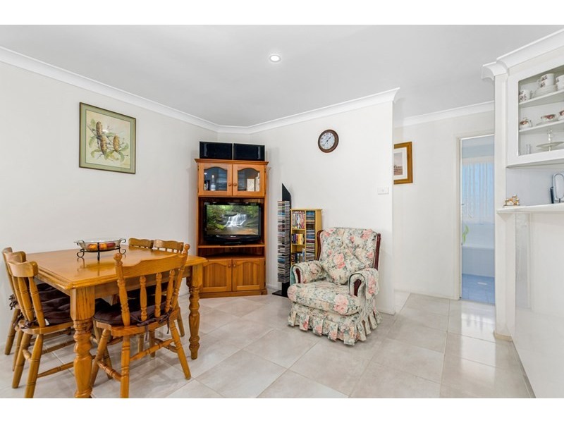 1 Ashbury Avenue, Horsley NSW 2530