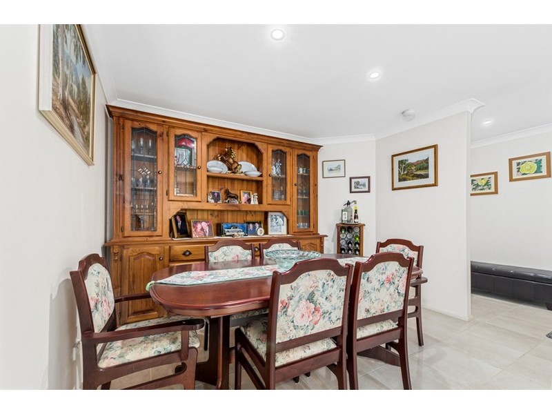1 Ashbury Avenue, Horsley NSW 2530