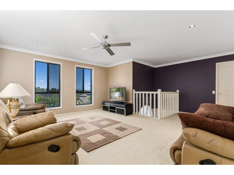 10 Shiraz Drive, Dapto NSW 2530