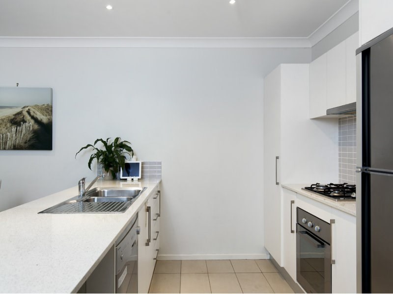 8 Jemima Close, Flinders NSW 2529