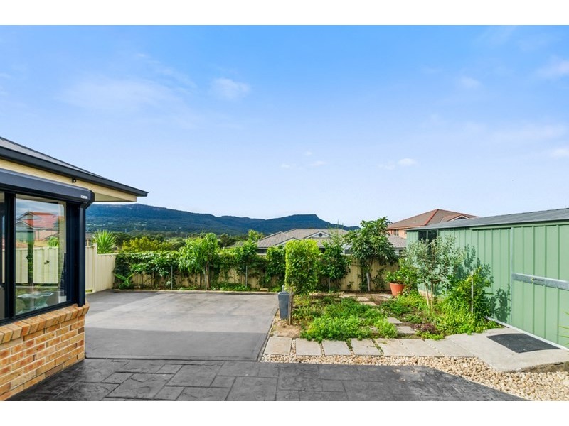 77 Robins Creek Drive, Horsley NSW 2530