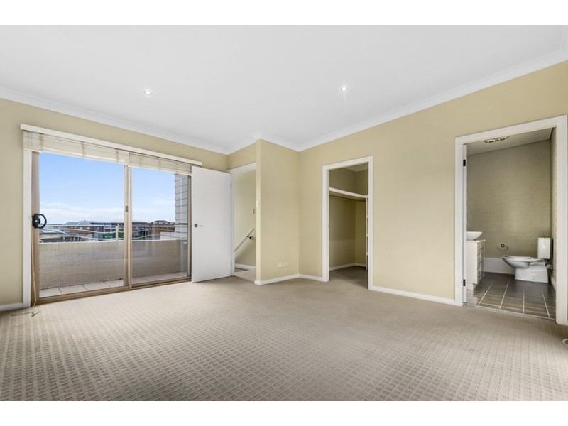 23 Yarle Crescent, Flinders NSW 2529