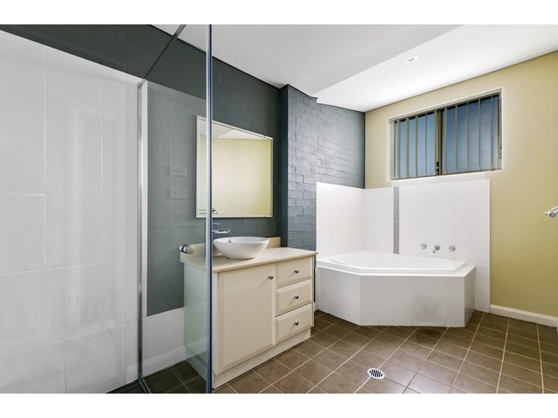 23A Yarle Crescent, Flinders NSW 2529