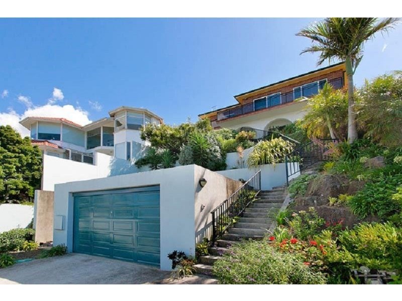 40 Hassan Street, Lake Heights NSW 2502