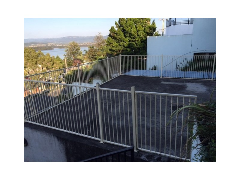 40 Hassan Street, Lake Heights NSW 2502