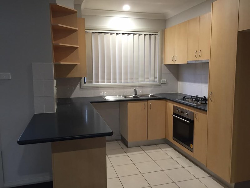 10/17-19 Robertson Street, Coniston NSW 2500