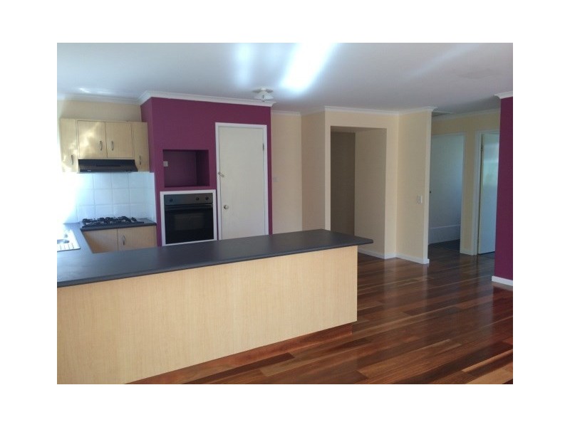 12 Herriott Crescent, Horsley NSW 2530