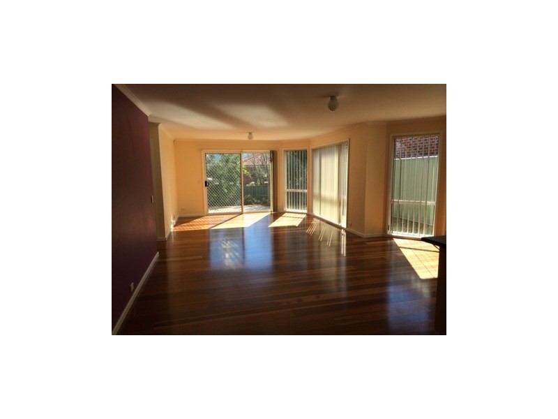 12 Herriott Crescent, Horsley NSW 2530