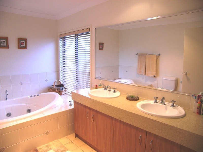 61 Cabernet Drive, Dapto NSW 2530