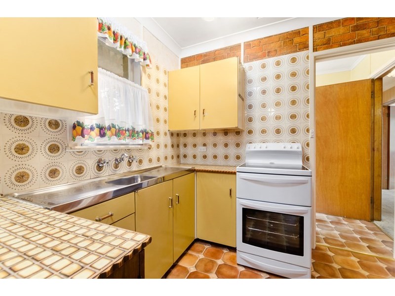 18 Byamee Street, Koonawarra NSW 2530