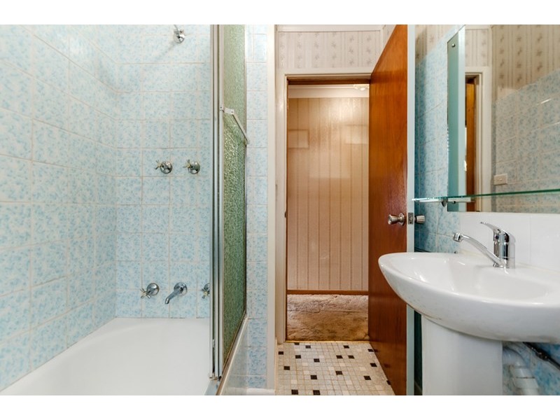 18 Byamee Street, Koonawarra NSW 2530