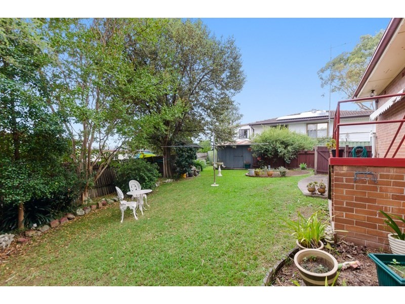 18 Byamee Street, Koonawarra NSW 2530