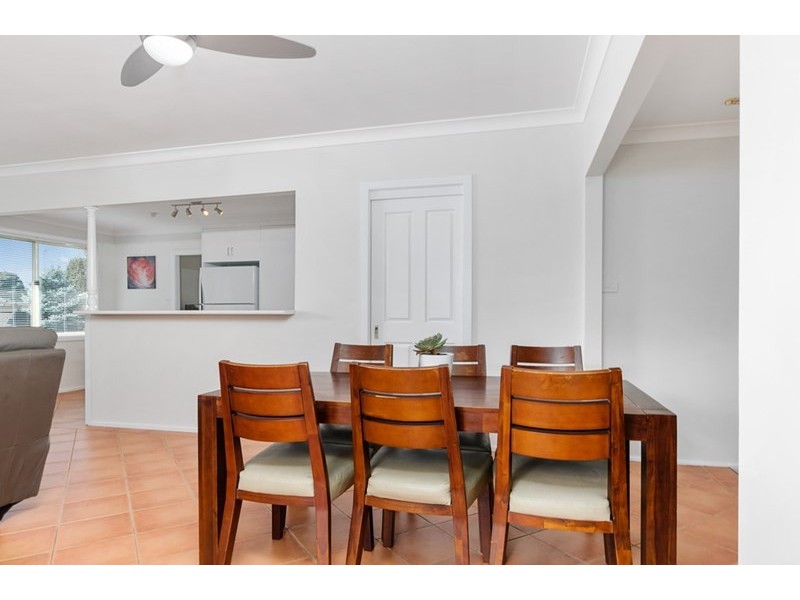 33 Elouera Crescent, Kanahooka NSW 2530