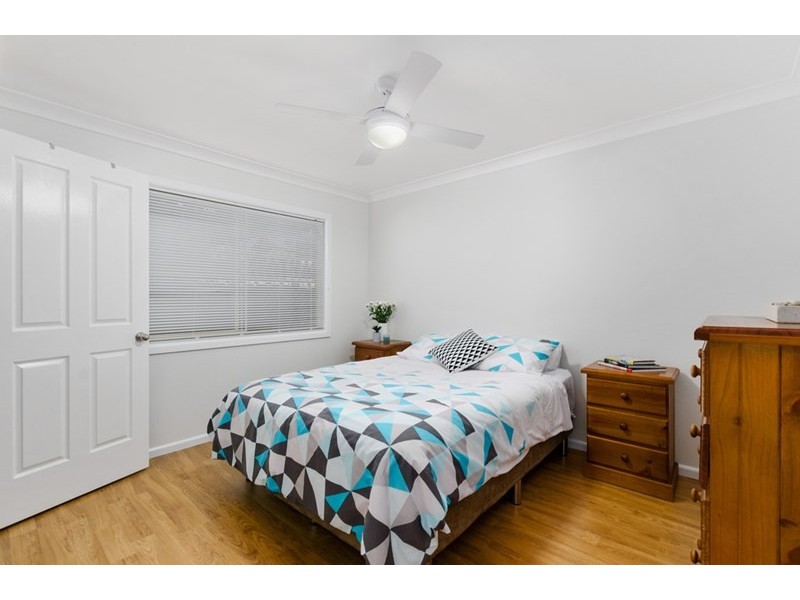 33 Elouera Crescent, Kanahooka NSW 2530