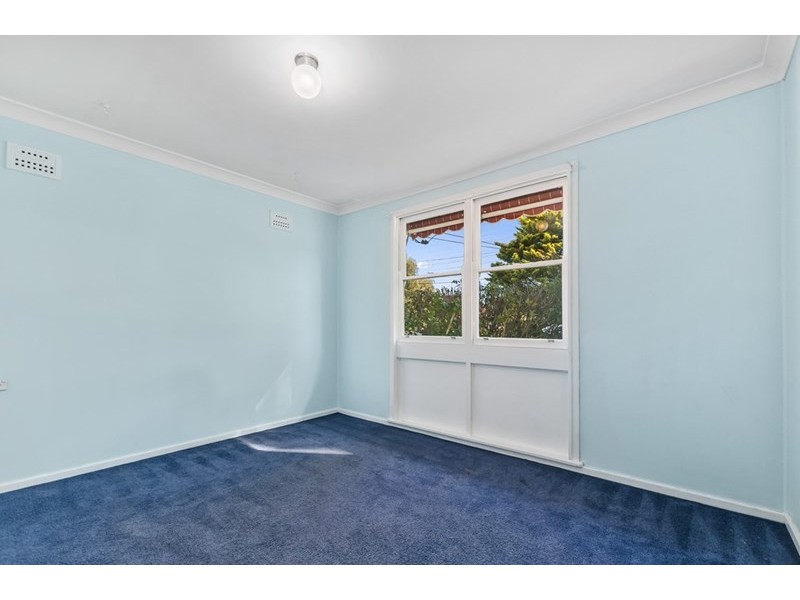 49 Eleebana Crescent, Koonawarra NSW 2530