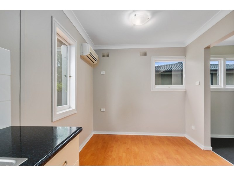 15 Kurrawa Crescent, Koonawarra NSW 2530