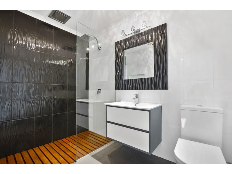3 Samuel Circuit, Albion Park NSW 2527