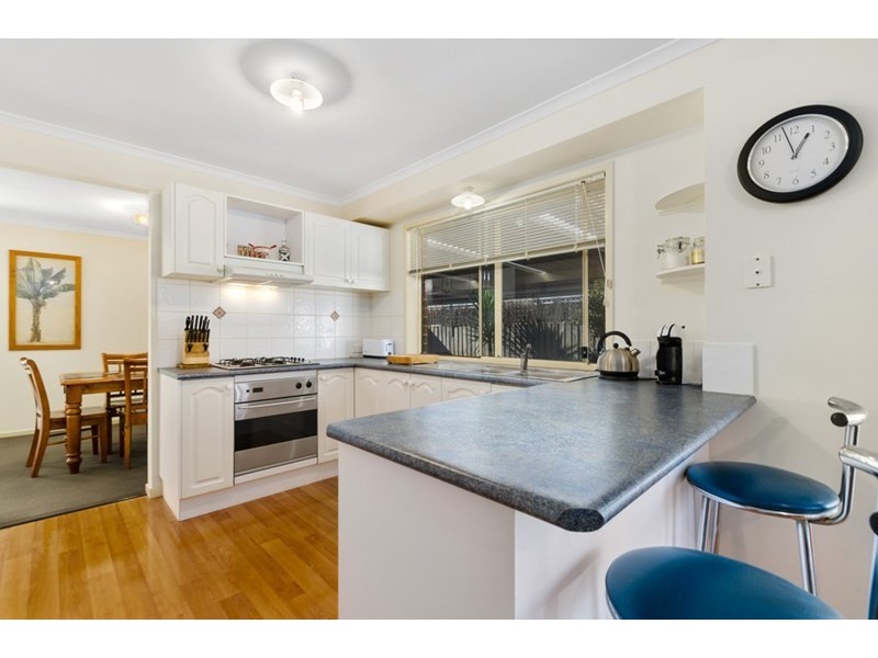 13 Glenwood Grove, Horsley NSW 2530