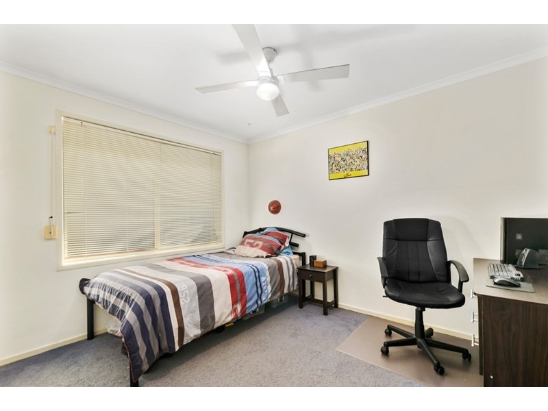 13 Glenwood Grove, Horsley NSW 2530