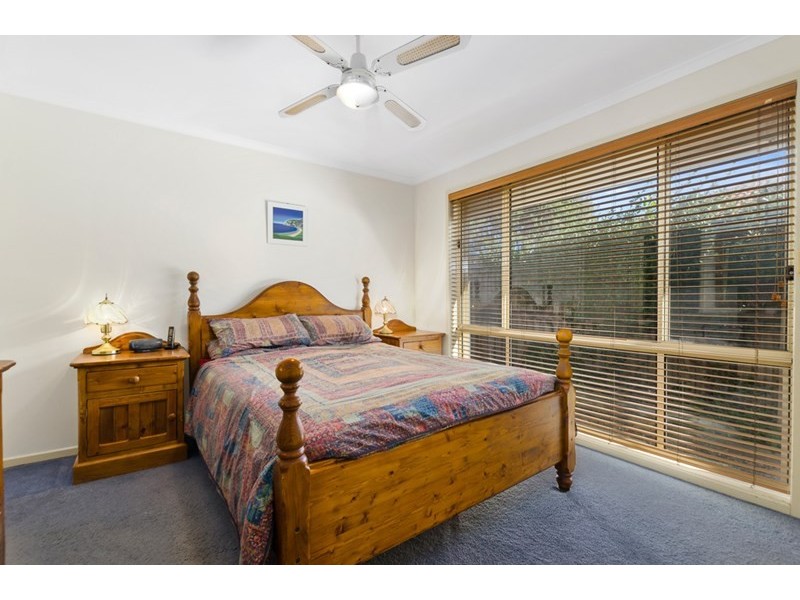 13 Glenwood Grove, Horsley NSW 2530