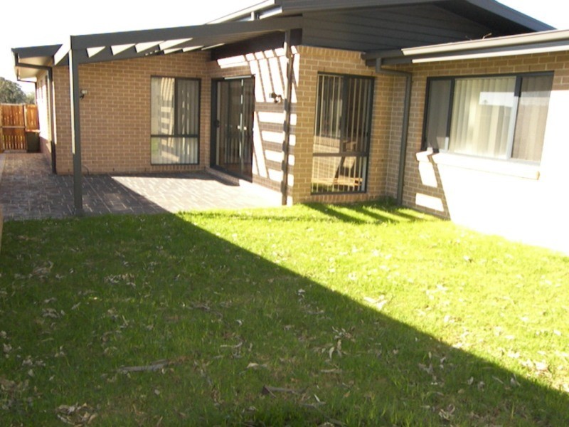 4 Spears Place, Horsley NSW 2530