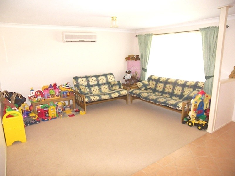 14 Ashbury Avenue, Horsley NSW 2530