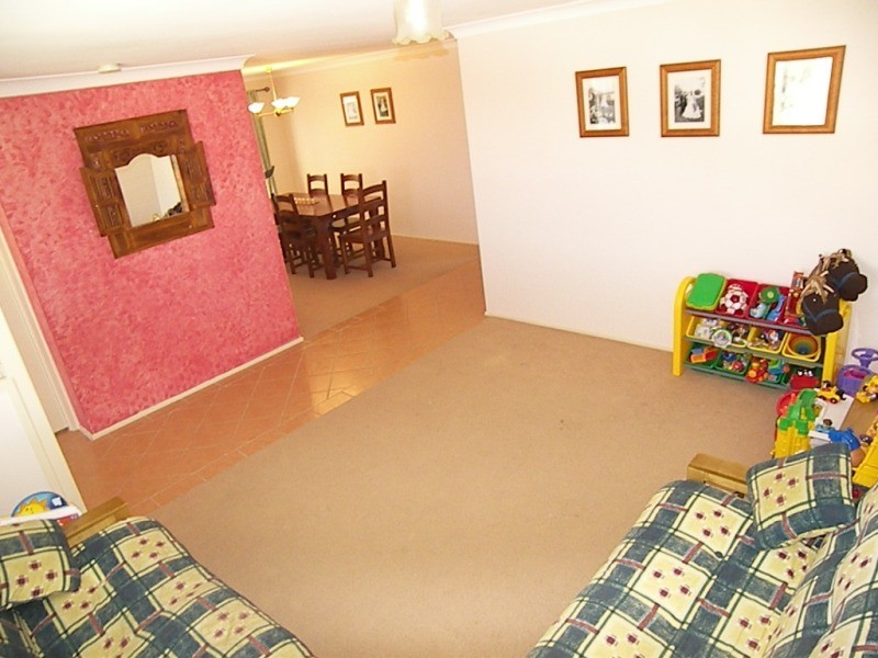 14 Ashbury Avenue, Horsley NSW 2530