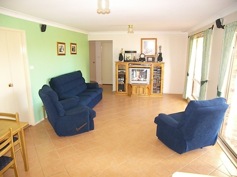 14 Ashbury Avenue, Horsley NSW 2530