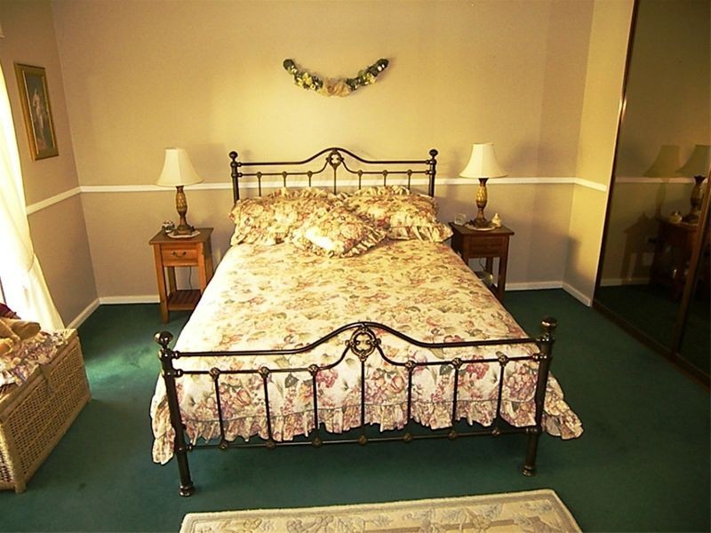 42 Craig Crescent, Dapto NSW 2530