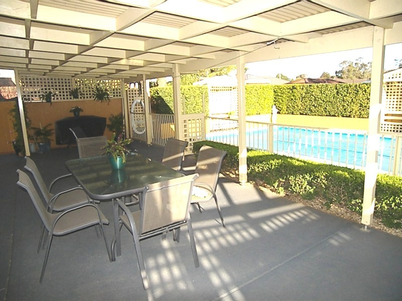 42 Craig Crescent, Dapto NSW 2530