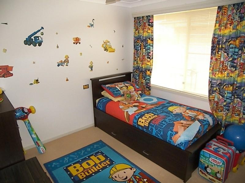 1 Benares Court, Horsley NSW 2530