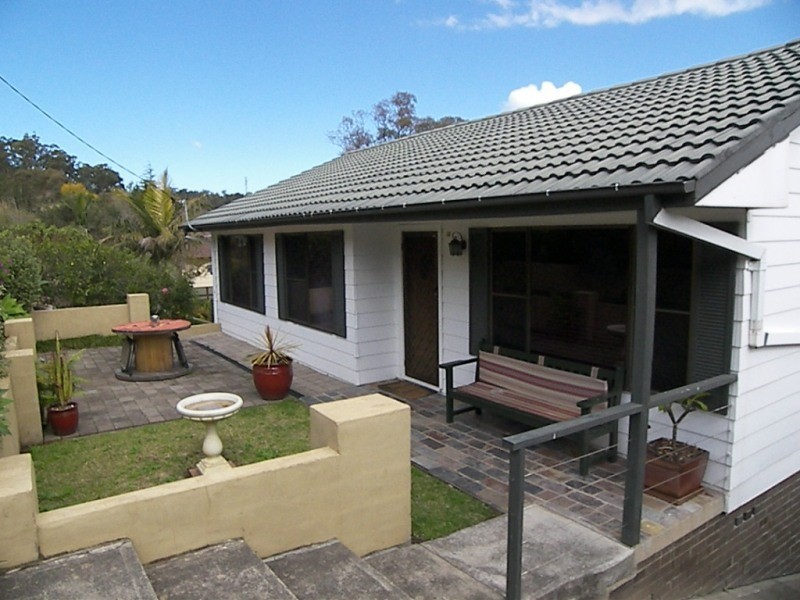 16 Bright Parade, Dapto NSW 2530