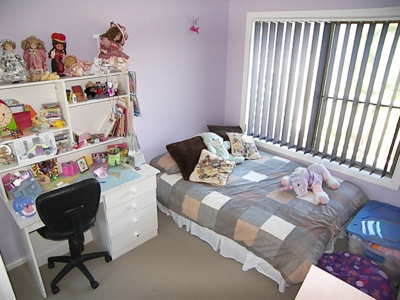 16 Bright Parade, Dapto NSW 2530