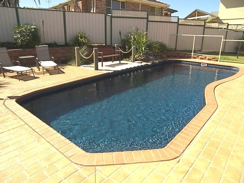 14 Hartfield Avenue, Horsley NSW 2530