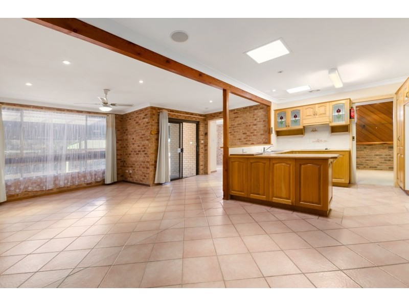 2 Lobelia Street, Albion Park Rail NSW 2527