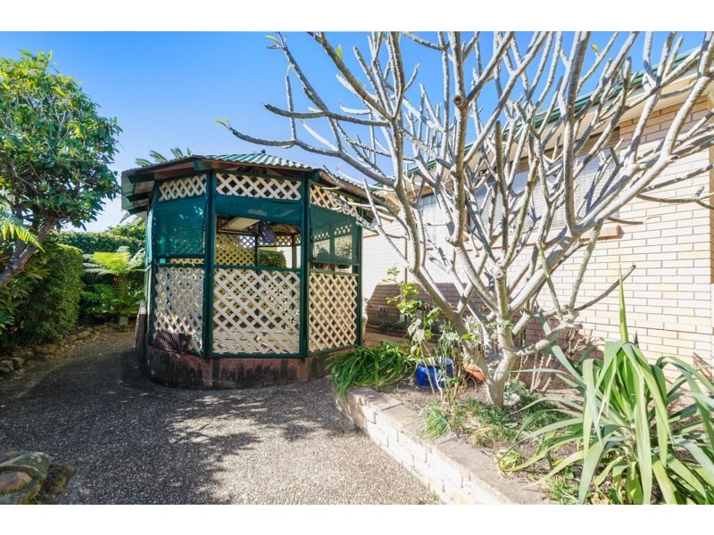 2 Lobelia Street, Albion Park Rail NSW 2527