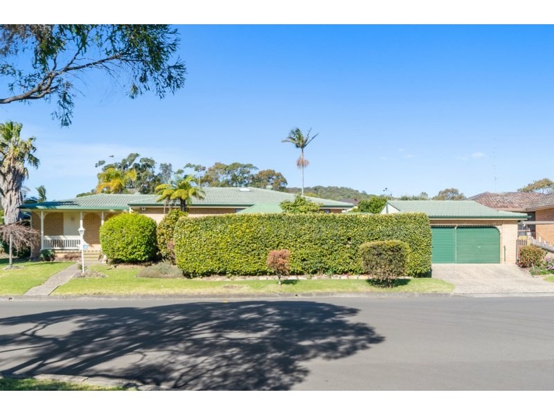 2 Lobelia Street, Albion Park Rail NSW 2527