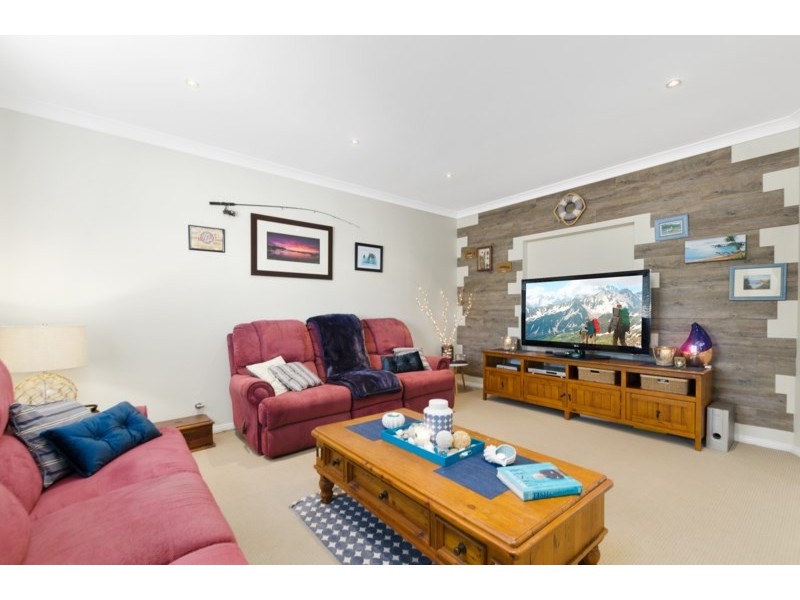 14 Barham Place, Horsley NSW 2530