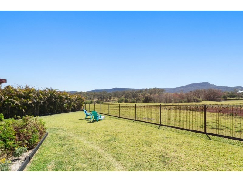 14 Barham Place, Horsley NSW 2530